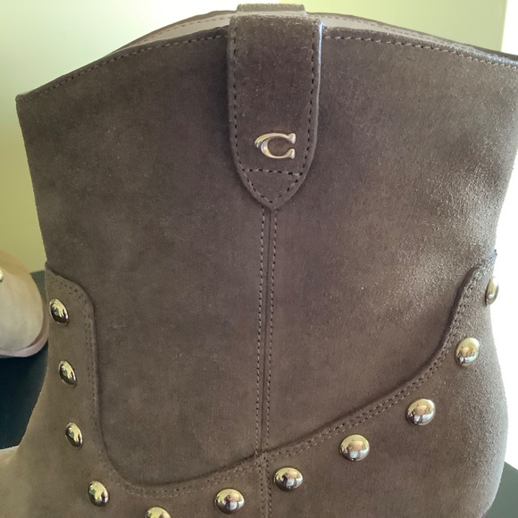 Coach Pauline Suede Bootie Western Style Coconut SZ 9 NWOT - Picture 9 of 16